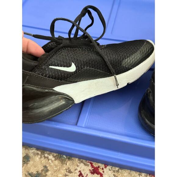 Nike Black White Air Max 270 Lace Up Sneaker Shoes Size 1Y - Picture 4 of 7